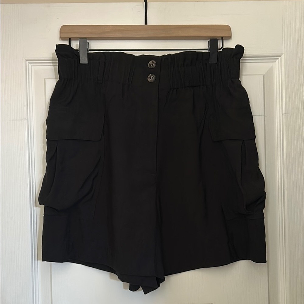 NWOT h&m high waisted shorts